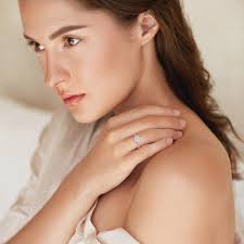 Diamond Floral Flower Cluster 14K White Gold Ring For Sale at 1stDibs