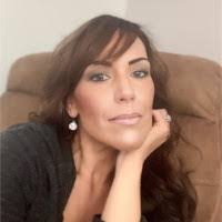 Danielle Reeb's Instagram, Twitter & Facebook