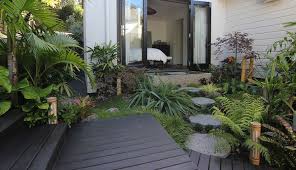 Kleiner Sub Tropischer Garten Google Search Garten Google Kleiner Search Tropischer Small Tropical Gardens Outdoor Landscaping Small Garden Design