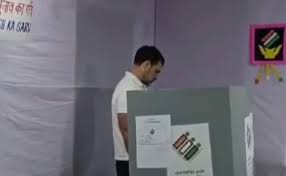 Delhi Election Voting LIVE Updates ...