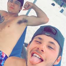 Chris Dufrene (@chris.d19) • Instagram photos and videos