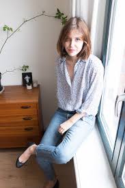 20 Feminine Floral Blouse Outfits For Spring Styleoholic