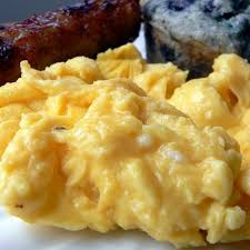 She loved his technique so much that she's been cooking scrambled eggs the gordon way ever since. I Saw Chef Gordon Ramsay Demo Cooking Scrambled Eggs He Would Pull Them Off The Heat And Then Put Them Back On Again Several Times Is This A Good Method To Make