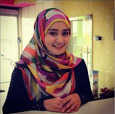 She is best known for playing bunga in the drama series ana lu'lu. Foto 10 Artis Wanita Berjilbab Paling Cantik Dan Manis Di Malaysia Liat Aja