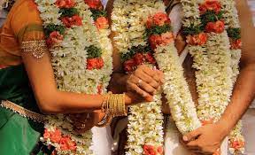 Wedding Vows Indian Wedding Flowers Traditional Indian Wedding Indian Wedding Garland