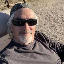 Ken Averill's Instagram, Twitter & Facebook