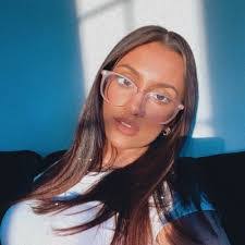 Christina Covell's Instagram, Twitter & Facebook