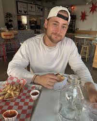 I love loving you. A few days late, but happy anniversary @rebones_regards  🫶🏻💌 I saved my favorite for last…only you can make carrying a bag of 💩  look so joyful :)