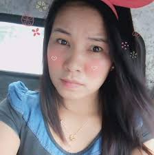 Ella Camacho Apilado