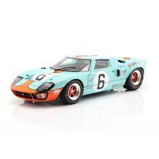 The 1969 ford gt40 mk 1 you see here was one of the first generation of cars sold to private teams and individuals to compete in both local and international events around the world. Ford Gt40 Mk1 6 Winner 24h Lemans 1969 Ickx Oliver 1 18