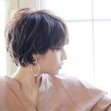 ナチュラルだけど一枚ウワテ 計算づくのこなれショート マキアオンライン maquia online thick hair styles medium hair styles hair styles