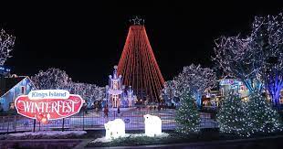 Bring on the sunscreen and souvenir bottle filled with your favorite beverage, as we celebrate christmas in july at kings island! Kings Island Winterfest In Ohio 2021