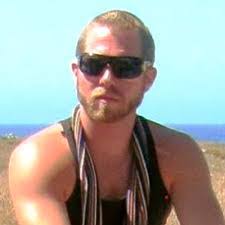 Ethan Todd's Instagram, Twitter & Facebook