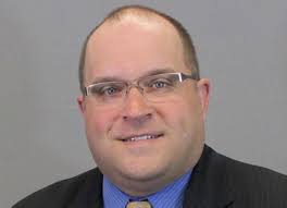 High schools: Snow-weary Ashwaubenon softball team will play at Case