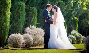 This is ági és balázs esküvő by spiller karoly on vimeo, the home for high quality videos and the people who love them. Kategoria Etyek Budapestkornyeke Hu