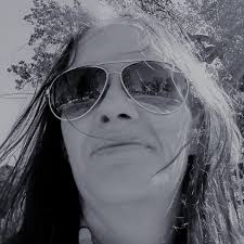 Kat Asher's Instagram, Twitter & Facebook