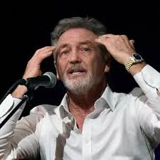Larry Gatlin Biography: Age, Net Worth, Family, and Career Highlights