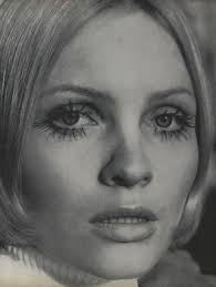 US Vogue August 1, 1969 : Jacqueline Bisset by Bert Stern