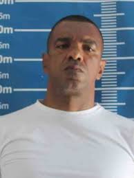 Alexander de Jesus Carlos, vulgo “Choque", "220" ou "Coroa”, chefe do  tráfico de drogas do Complexo de Manguinhos e Morro São João, no Engenho  Novo, Zona Norte do rio, estava prestes a