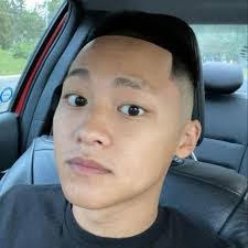 Chanda Lee's Instagram, Twitter & Facebook