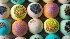 Simply fill your bathtub with warm water, unwrap and drop in a bath bomb fizzy, and watch it fizz! Are Bath Bombs Actually Good For Your Skin Allure