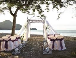 Costa Rica Wedding Venues From Beach To Jungle Costa Rica Wedding Venue Wedding Venues Beach Costa Rica Wedding
