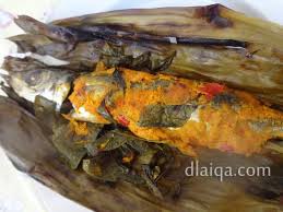 Btw pepes itu makanan dari mana sih. D Laiqa Arena Pepes Ikan Layang