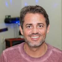 700+ perfis com “Danny Maia”