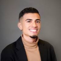 Gio Hernandez's Instagram, Twitter & Facebook