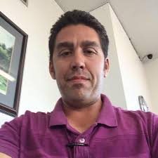 What banks have physical locations and good services?