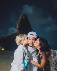 By binay pradhan april 9, 2020. Neymar Jr 2018 Bruna Marquezine Davi Lucca Facebook