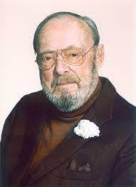 Het begin van iets moois. Prins Bernhard 1911 2004 In Memoriam Het Koninklijk Huis