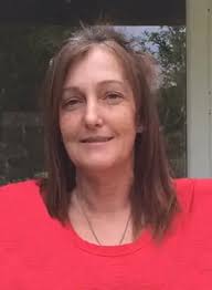 Lori Barnhill's Instagram, Twitter & Facebook