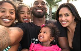 Kobe And Vanessa Bryant Are Expecting Another Baby Girl Kobe Bryant Daughters Kobe Bryant Family Kobe Bryant And Wife