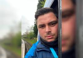 Wythall rail manager up for rail hero award after helping vulnerable  passenger