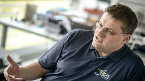 Wahl des Stuttgarter Unichefs: Rektor Ressel bekommt einen internen  Herausforderer