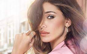Diventata un vero personaggio in italia e sempre al centro del gossip. Belen Rodriguez Chi E Eta Vita Privata E Storia Della Showgirl Argentina