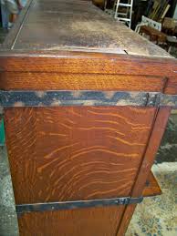 Do you have a large collection of books at home, but do not have the place or money to acquire a proper structure to store them? Lot Antique Macey Oak Barrister Bookcase Desk