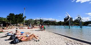 Enjoy the view over the spectacular mountains and south pacific at the same time. Cairns In Depth The Esplanade Tropic Days