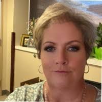 Deann Holmes's Instagram, Twitter & Facebook