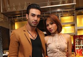 Lewat video di kanal youtube melaney ricardo. Ditalak Via Telepon Resmi Cerai Metropolitan Id