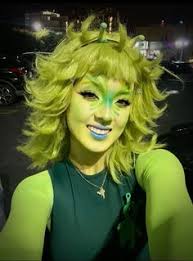 100 𝐌𝐚𝐤𝐞𝐮𝐩 ideas in 2025