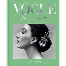 Floral Jewels: From the World's Leading Designers: Woolton, Carol, Rosenthal,  Joel Arthur: 9783791381145: Amazon.com: Books