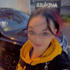 One year ago today, the world lost a giant. Óglach Dr Ella O'Dwyer was so  many things, a sister, a soldier, a writer, an activist, a comrade, and a  beautiful friend. Her