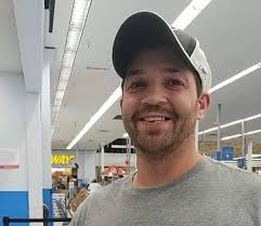 Dustin Provost's Instagram, Twitter & Facebook