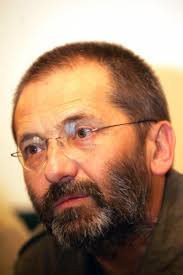 Ura devine un instrument politic tot mai folosit. Mircea Toma Primul Motiv Este Tentativa Restabilirii IndependenÅ£ei Personal M Am Izbit De Subiectul Rosia MontanÄƒ Care Nu A Fost Acceptat In PaginÄƒ