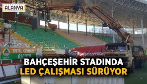 Follow the bahçeşehir okulları arena. Bahcesehir Okullari Stadinda Led Calismasi Suruyor