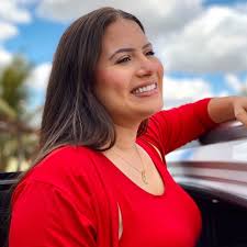 Profile for Manuella Mattos