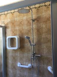Bagno (13) ristruttura il tuo bagno con remail rinnovare il tuo bagno non è mai stato così facile come oggi grazie a remail! Ferrara Trasformazione Da Vasca In Doccia Italia Docce Bagni