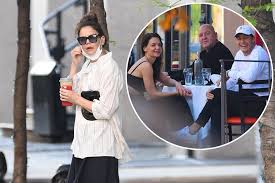 Katie holmes and emilio vitolo jr.'s relationship is cooling off, sources tell page six. Anzrftnl40ng5m